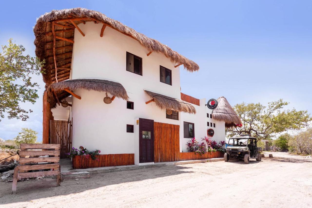 Mis Suenos Holbox Hotel Exterior photo